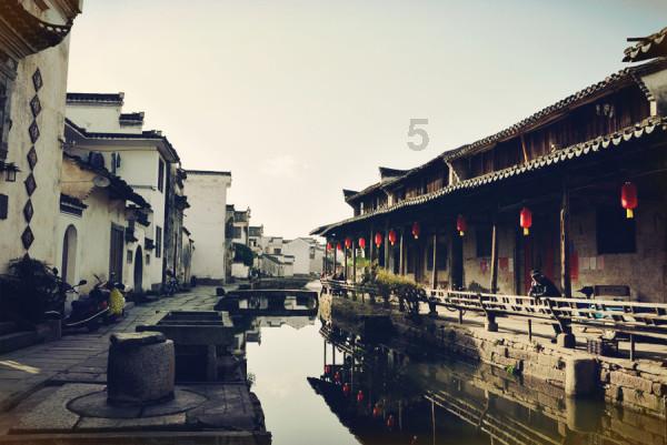 逃离违建房屋3